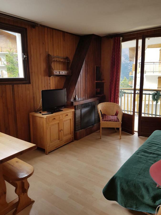 Le Petit Chalet Орон Экстерьер фото